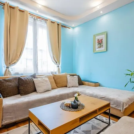 Spacious 3bd * 索菲亞
