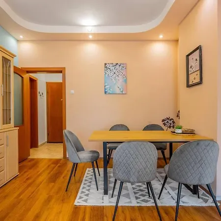 Spacious 3bd Sofía