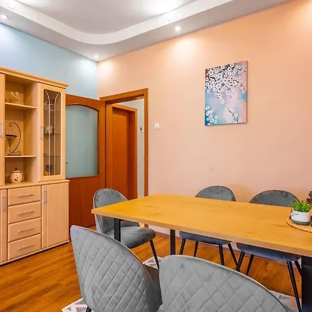 Apartamento Spacious 3bd Sofía