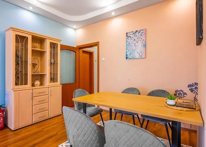 アパート Spacious 3bd ソフィア