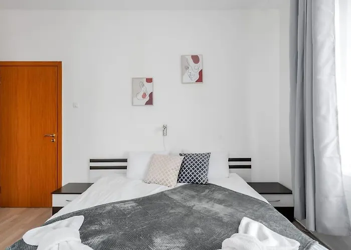 Spacious 3bd Апартаменты *